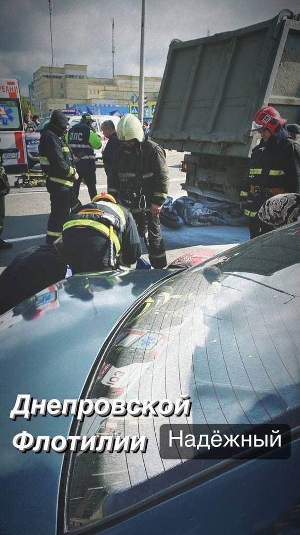 Жесткое ДТП в Бобруйске: мотоцикл влетел под грузовик и загорелся