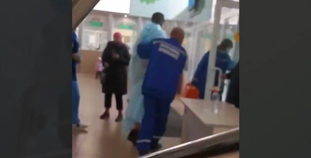 На автовокзале в Рязани мужчина поджёг себя. Он кричал, что не хочет воевать в Украине