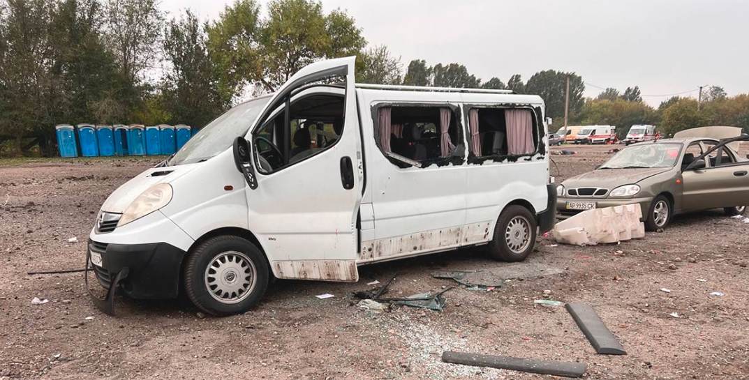 В Запорожье под обстрел попала гуманитарная колонна. Погибли 23 человека