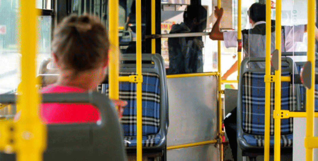 В Могилеве пассажир ударил кондуктора автобуса кулаком в лицо