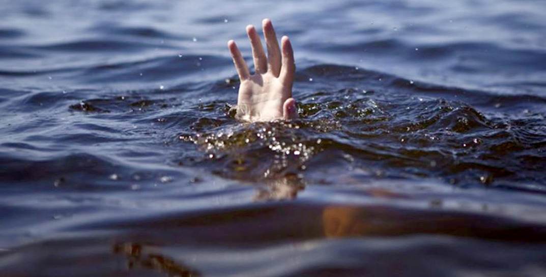 В Житковичском районе рыбака затянуло в водоотводную трубу — его тело ищут