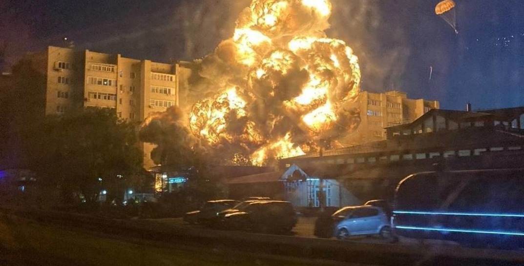 Стали известны подробности крушения Су-34 в Ейске. Причиной трагедии могло стать столкновение с птицами
