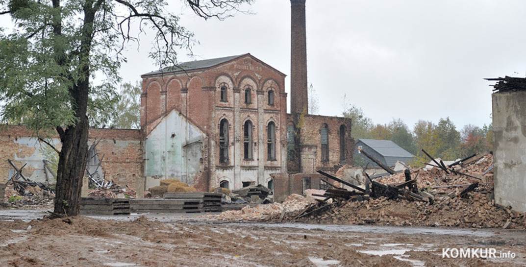 В Бобруйске взрывают старинные здания винзавода