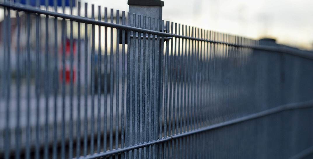 В Могилеве мужчина украл забор и сдал его на металлолом