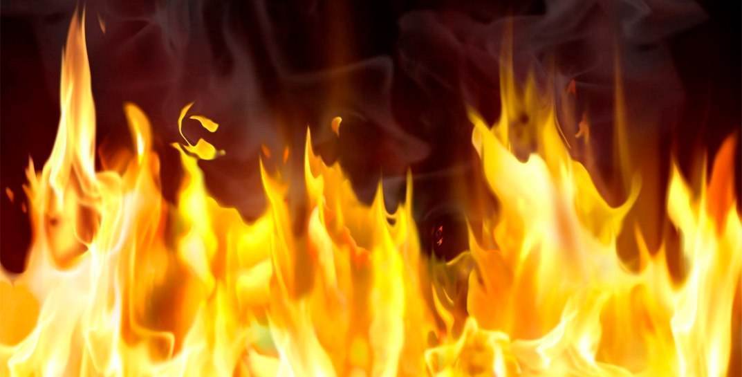 В Могилеве пенсионер сгорел на пожаре, который произошел на уличной площадке
