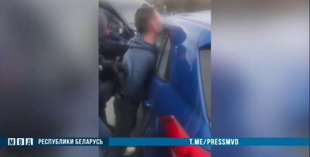 В Мстиславском районе задержали наркокурьера, который вёз из России 3 кг психотропов