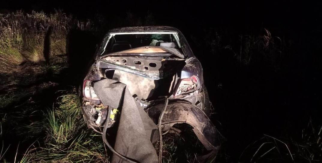 В Славгородском районе пьяный «бесправник» не справился с управлением и совершил ДТП — пострадал пассажир, он в реанимации