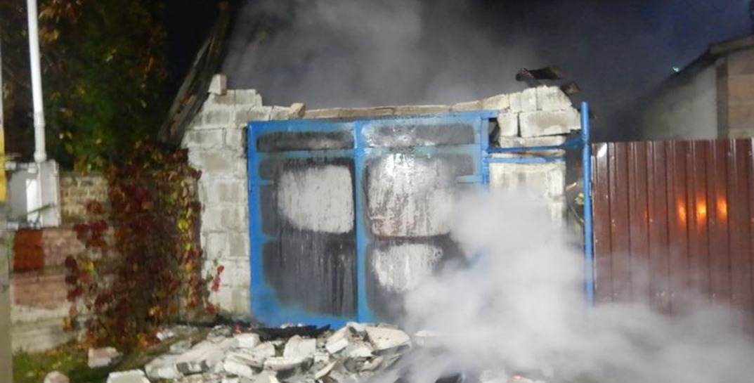 Вчера в 1-ом Алтайском переулке сгорел гараж