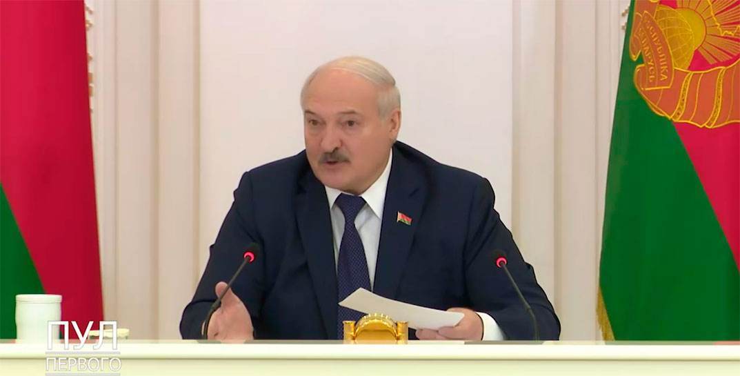 «Хотите через беду пройти — пожалуйста. Хотите, чтобы было тихо и спокойно — делайте то, что я вам говорю»: Лукашенко провел совещание по избирательной кампании 2024 года