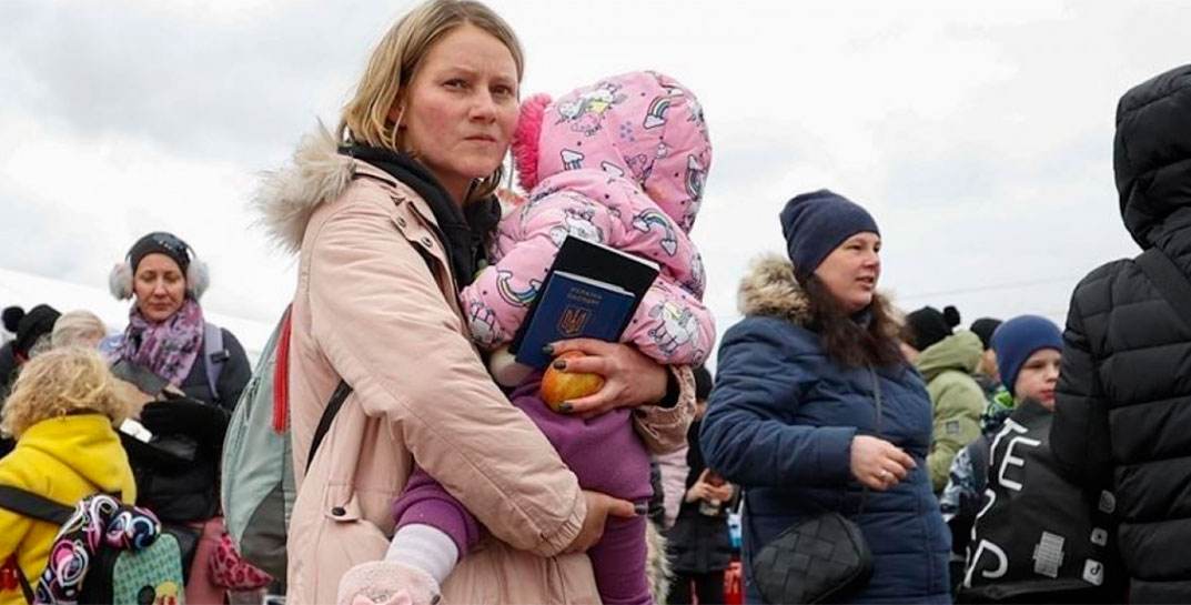 Власти Украины призвали украинских беженцев не возвращаться на родину до весны