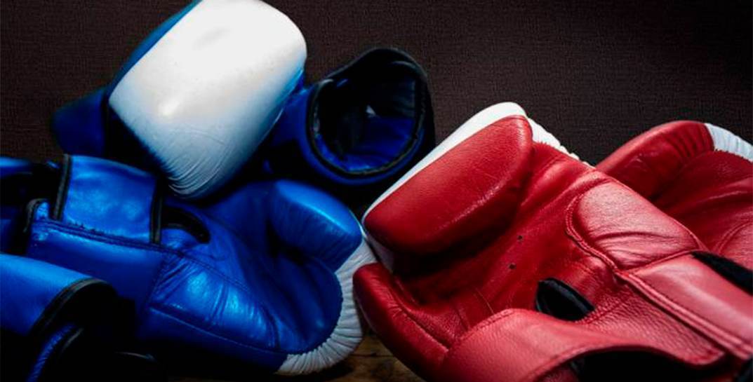 «Политика не должна влиять на спорт». Международная ассоциация бокса допустила спортсменов из России и Беларуси к соревнованиям