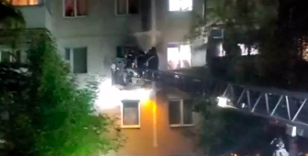 Вчера в пожаре в пятиэтажке на Шмидта погиб мужчина