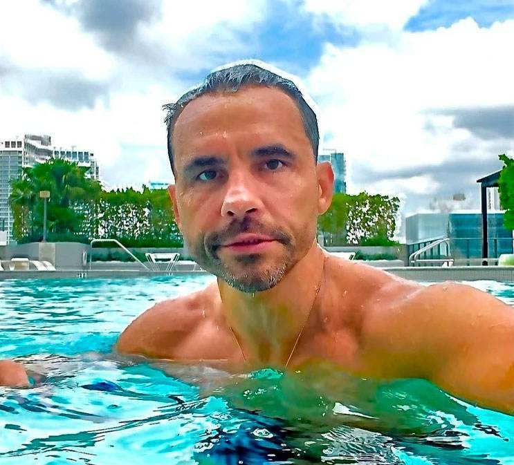 Как живет пятый муж Лолиты могилевчанин Дмитрий Иванов спустя почти три года после громкого развода