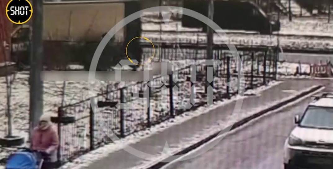 В Санкт-Петербурге водитель «Газели» проехал по бабушке на тротуаре