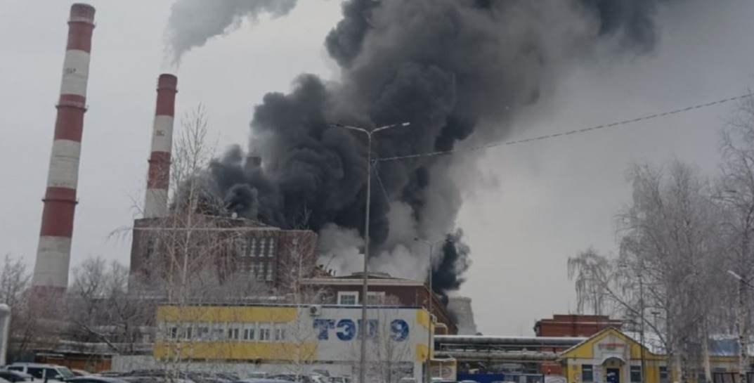 В Перми загорелась крупнейшая ТЭЦ, расположенная рядом с химическими предприятиями