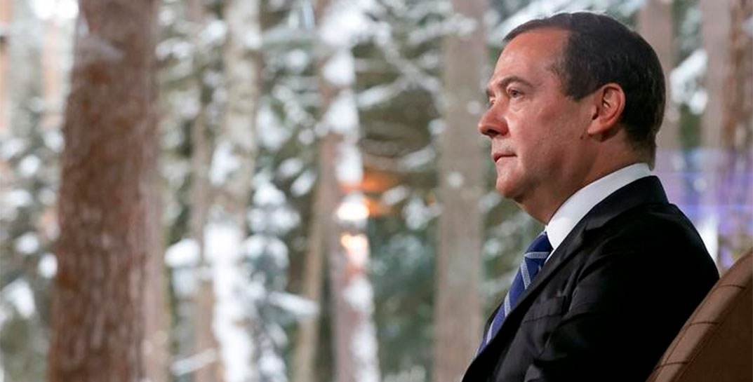 Медведев назвал «священной» целью России остановку «верховного властителя ада»
