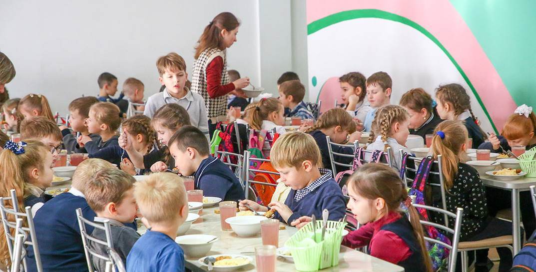 Без завтрака, но с сытным обедом. Журналисты посмотрели, как идет эксперимент со школьным питанием в одной из школ Могилева