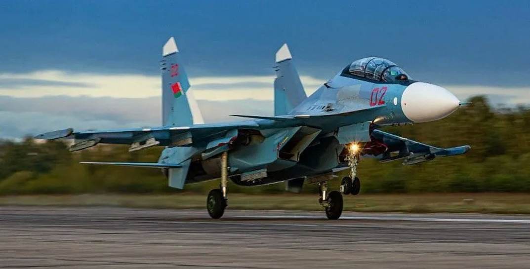 В Минобороны заявили о подготовке экипажей самолетов со спецбоеприпасами