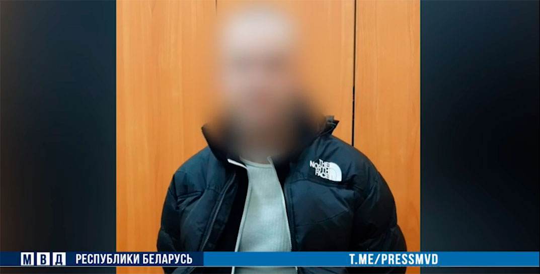 Могилевская милиция оперативно задержала курьеров, которым могилевские пенсионерки передали 36 тысяч долларов