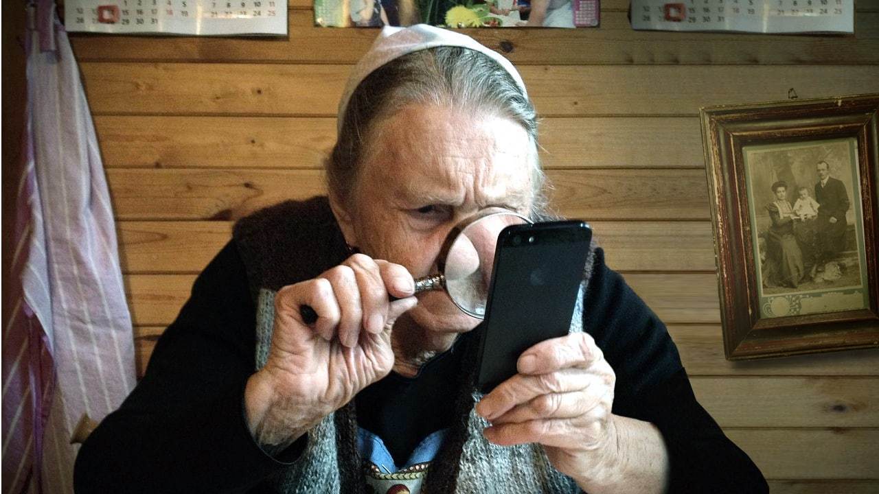 Белорусы смогут узнать о своей будущей пенсии в мобильном приложении