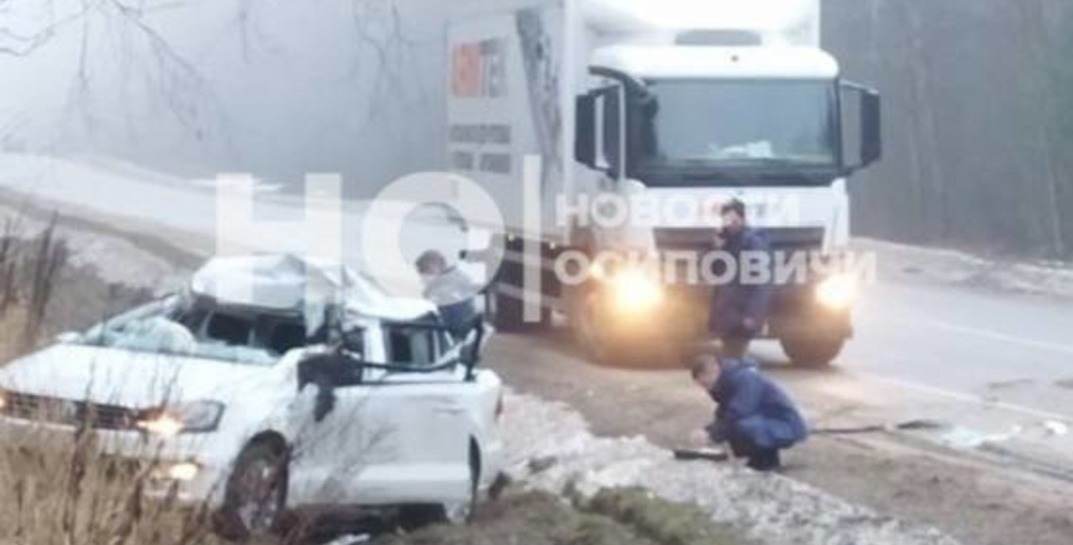 В Осиповичском районе произошло серьезное ДТП — легковушка столкнулась с трактором