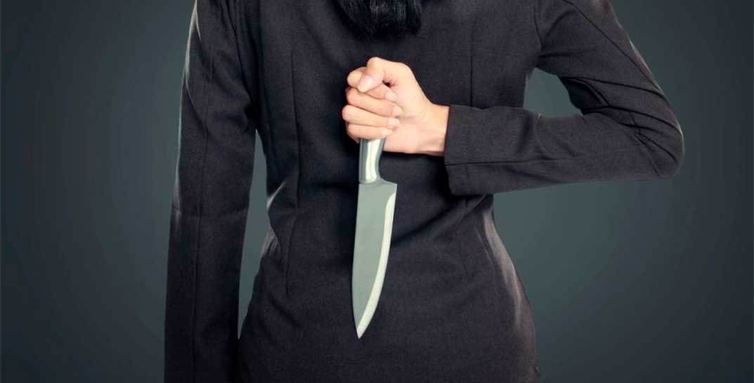 В Бобруйске женщина пырнула мужа ножом