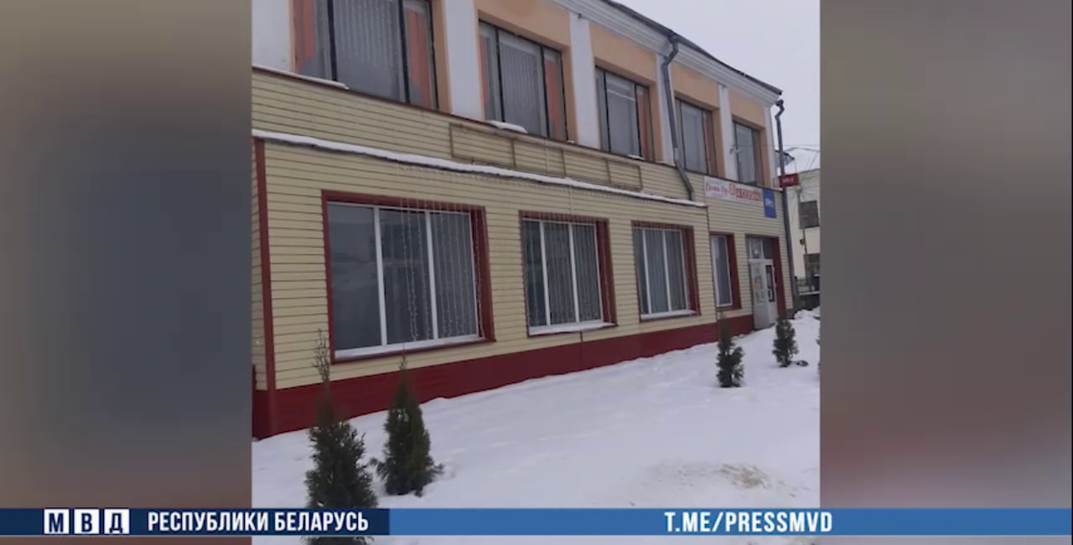 В Краснополье продавец магазина украла из кассы более 75 тысяч рублей