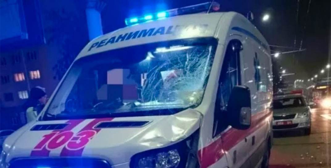 В Бресте скорая насмерть сбила пешехода