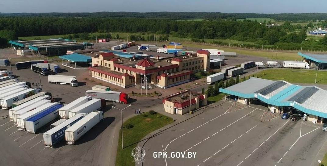 «Из-за важных интересов государственной безопасности»: Польша закрывает погранпереход с Беларусью «Бобровники»