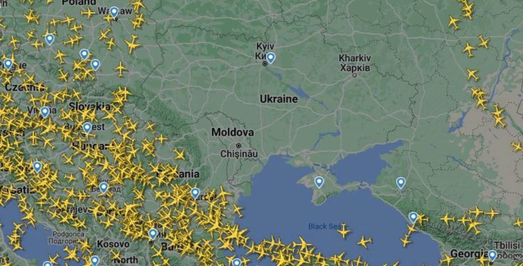 Молдова временно закрыла свое воздушное пространство