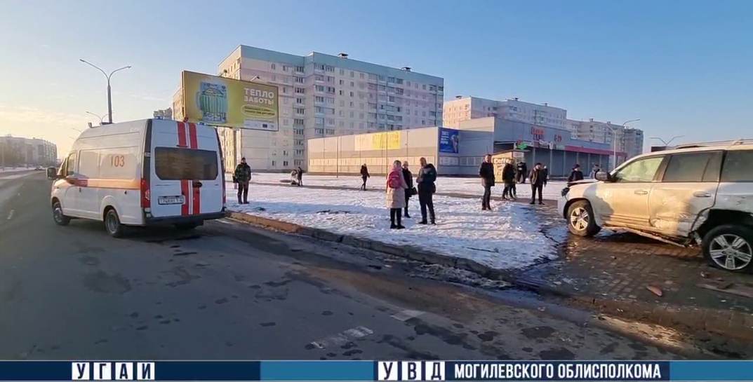 В ГАИ рассказали о серьёзном ДТП на Мовчанского в Могилеве — пострадали двое водителей