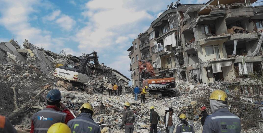 Больше 33 000 человек погибли в результате землетрясений в Турции и Сирии