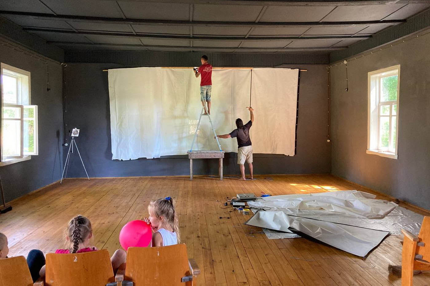 Прошлым летом придумали совершенно эстетский фестиваль пленочного кино.