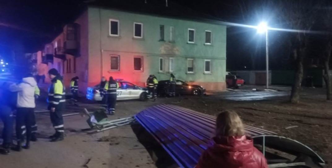 В Могилеве пьяный водитель на Porsche насмерть сбил человека, протаранив остановку