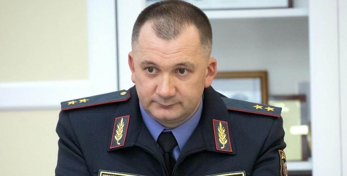 Глава МВД заявил, что оружие в народном ополчении дадут лишь прошедшим проверку