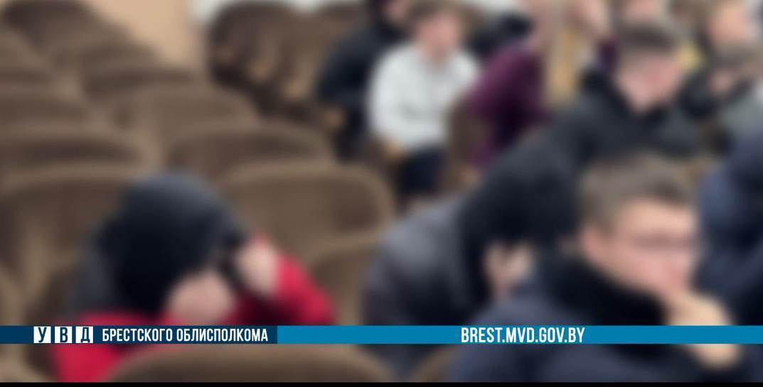 Снова ЧВК «Редан». В Бресте задержали 52 человека, 41 из них — несовершеннолетние