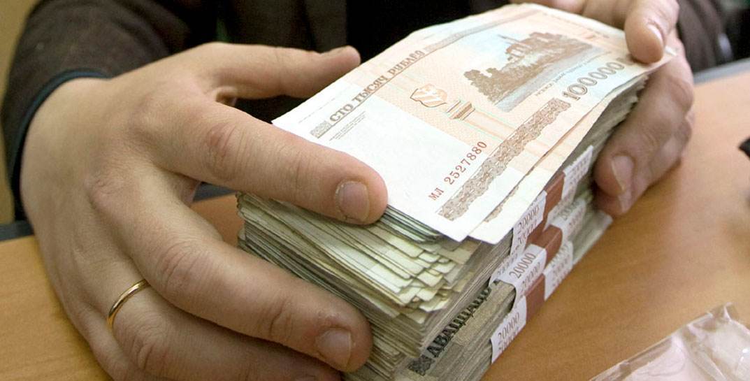Средняя зарплата в Могилевской области — 1384 рубля. А сколько зарабатывают в нашем регионе госуправленцы?
