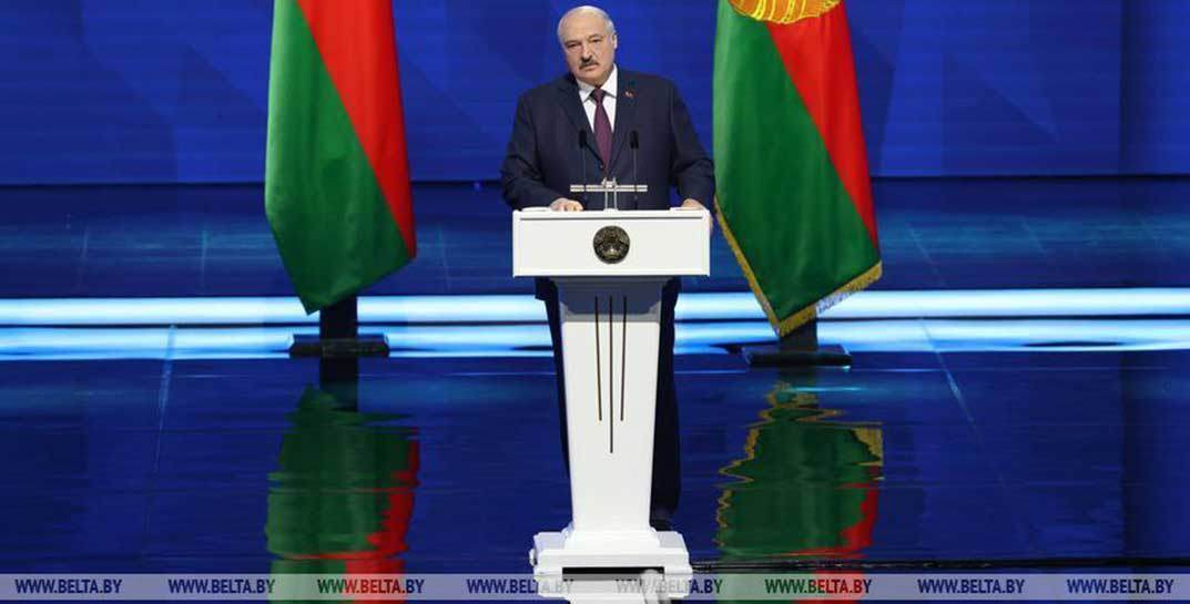 Лукашенко: Запад готовится вторгнуться на территорию Беларуси