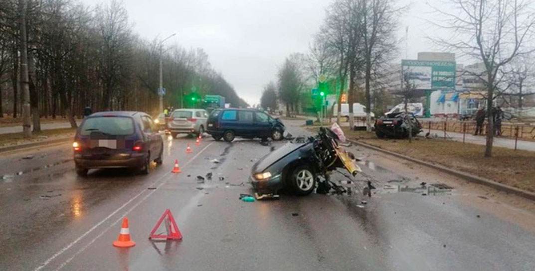 ДТП в Молодечно: легковушку разорвало на части