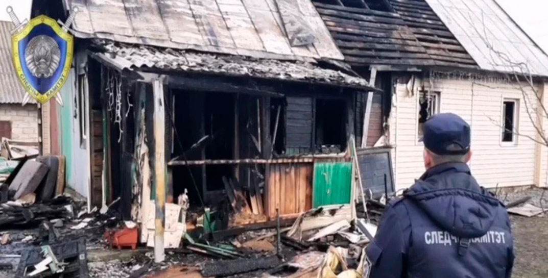 Под Солигорском сгорела семейная пара — СК не исключает, что их дом подожгли