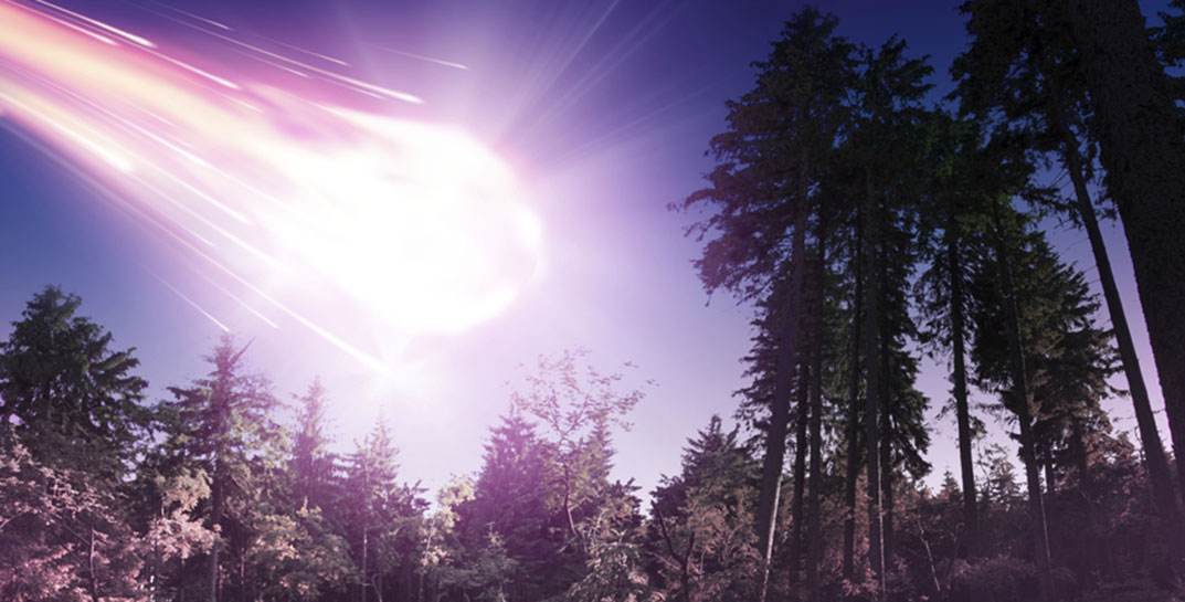 Жители Иркутска наблюдали падение метеорита. Посмотрите, как ярко он летел!