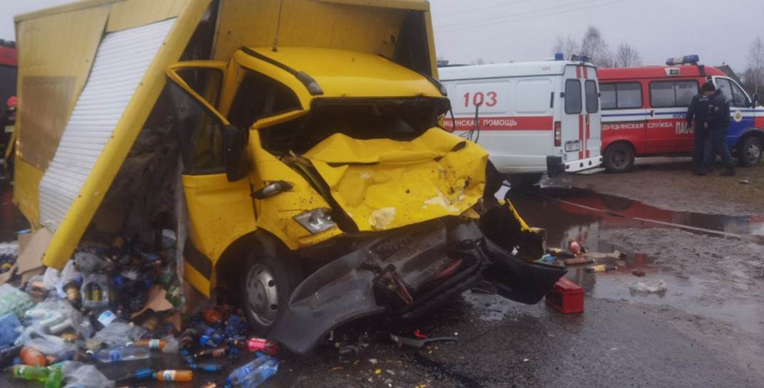 В Могилевском районе столкнулись два грузовика — пострадал один из водителей