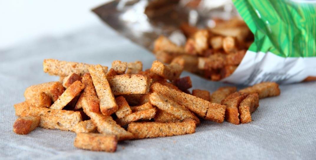 В Рогачевском районе шестиклассник забрал у 10-летней девочки пачку сухариков и заработал уголовку. Говорит, хотел прикольнуться