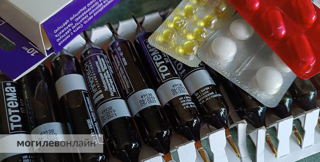Лукашенко подписал указ по контролю за ценами на лекарства в Беларуси