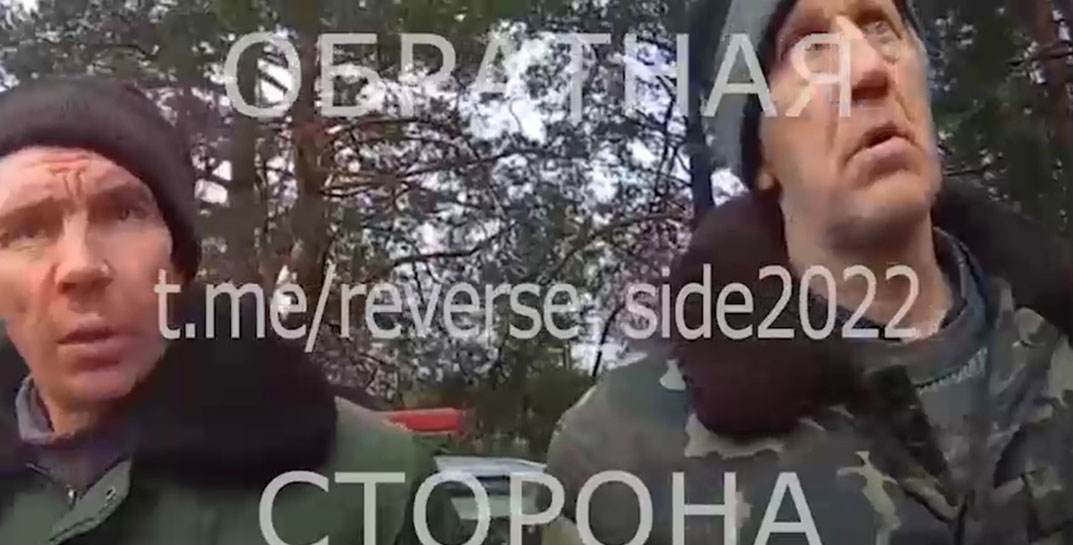 В Столинском районе пьяная парочка на тракторе убегала от ГАИ. Только посмотрите на этих «нарядных» сельчан