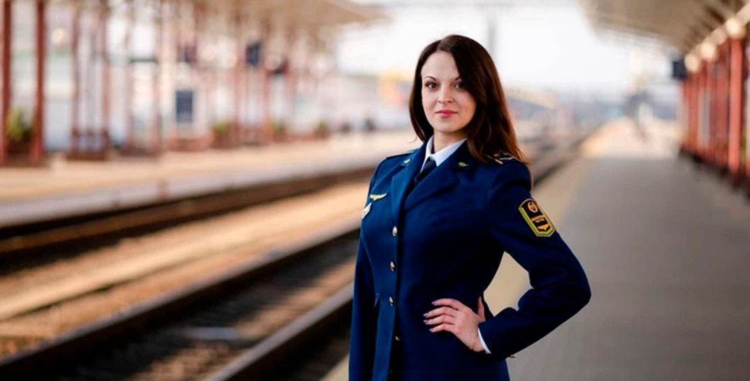 На Белорусской железной дороге выбирают самую красивую девушку. В финале — могилевчанка Анастасия Коваленок
