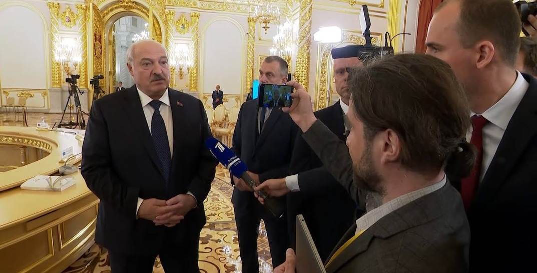 «И будет ядерное оружие на всех». Лукашенко посоветовал Казахстану вступить в Союзное государство