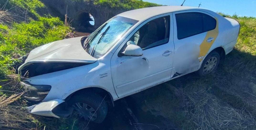 В Дрибинском районе легковушка съехала в кювет, пострадал ребенок
