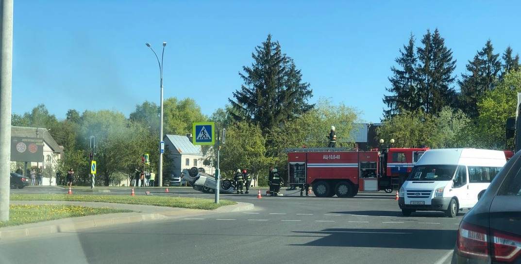 Серьезное ДТП в Могилеве: водитель такси врезался во впереди стоявшее авто, пострадала беременная пассажирка