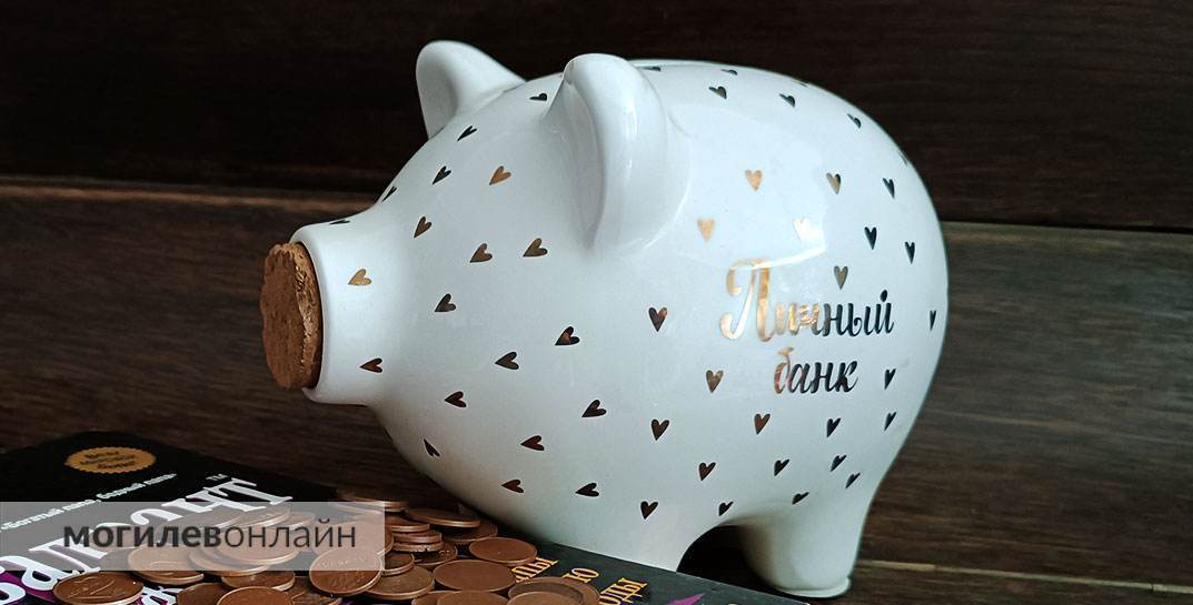 «Беларусбанк» приостанавливает открытие и пополнение валютных вкладов в долларах и евро